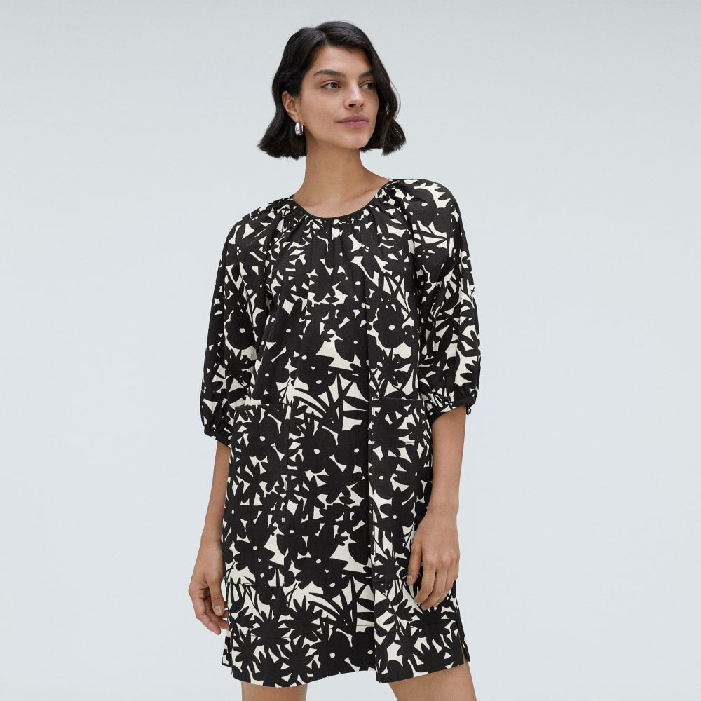 The Seersucker Puff Sleeve Dress in Black / Canvas Floral — detail view