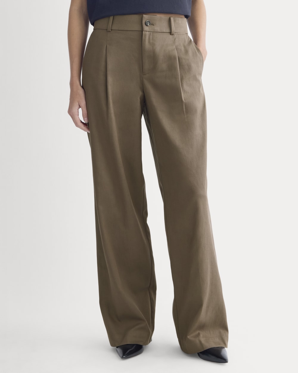 Wide-Leg Trouser in Buttersmooth in Deep Taupe — detail view