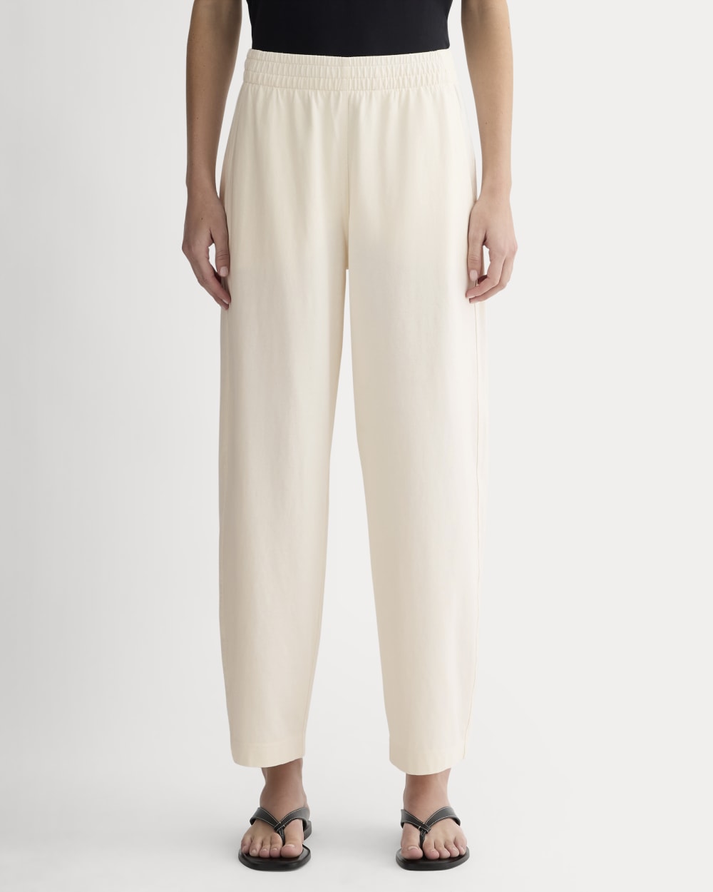 The Off-Duty Barrel Pant in Bone — detail view