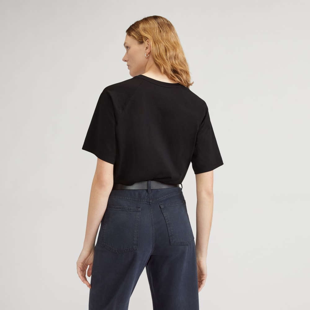 The Organic Cotton Raglan Tee in Black — detail view
