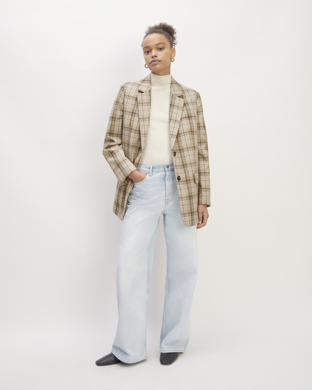 The Oversized Blazer in Buttersmooth in Pale Khaki Plaid — detail view