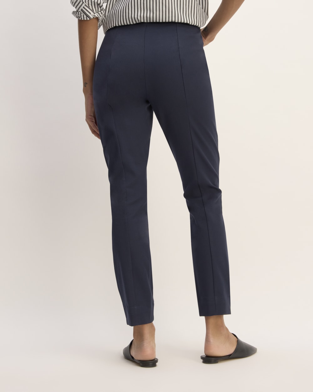 The Bi-Stretch Work Pant in Navy — detail view