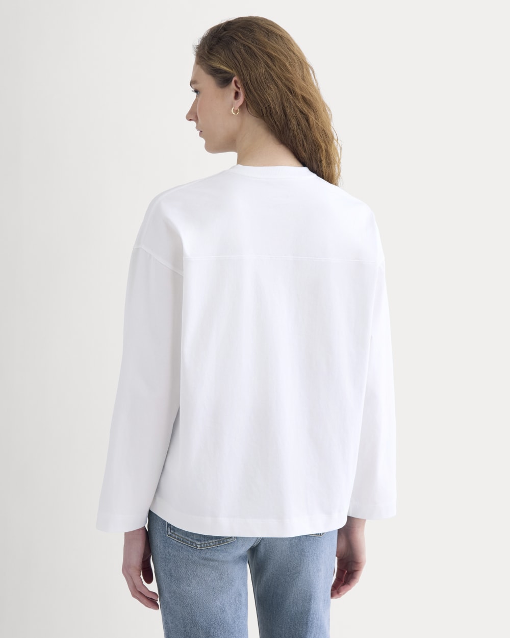 Retro V-Neck Jersey in White — detail view