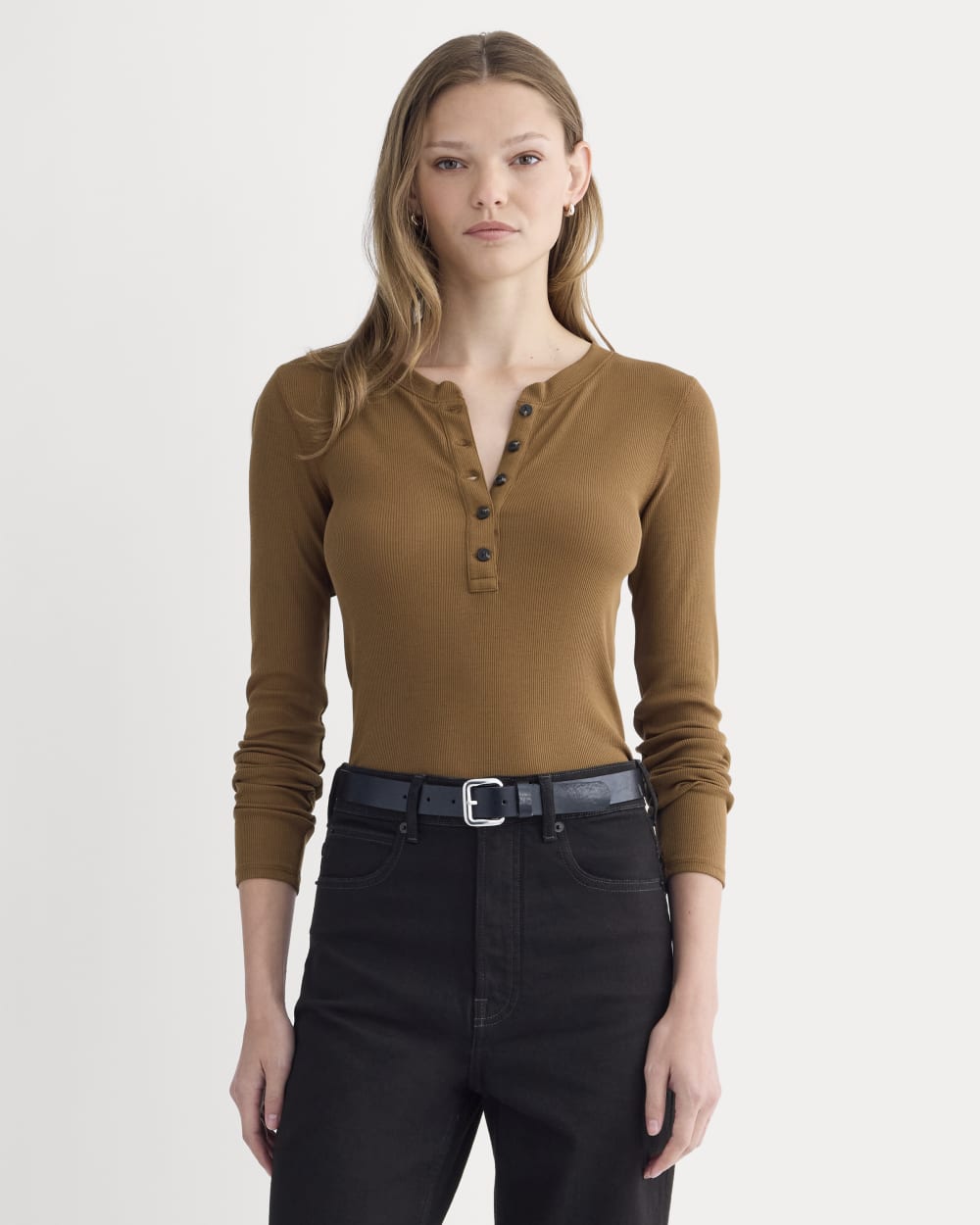 The Luxe Rib Henley in Toffee — front view