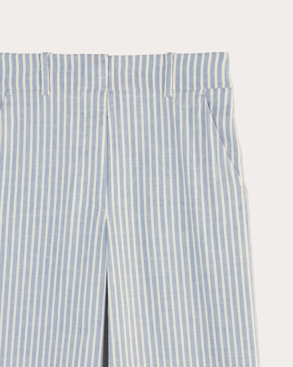 The Wide-Leg Pant in Stretch Linen in Bluebell / Bone — detail view