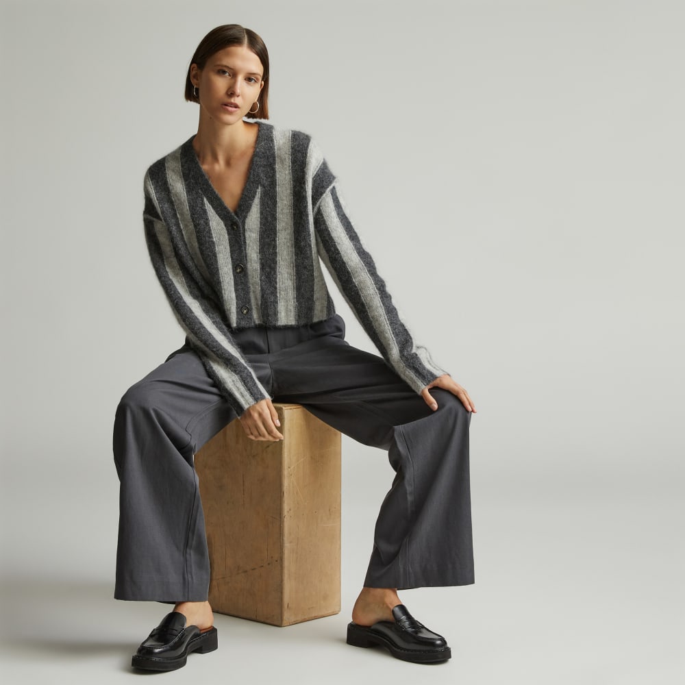 The Alpaca V-Neck Cropped Cardigan in Light Heather Grey / Dark Charcoal — detail view