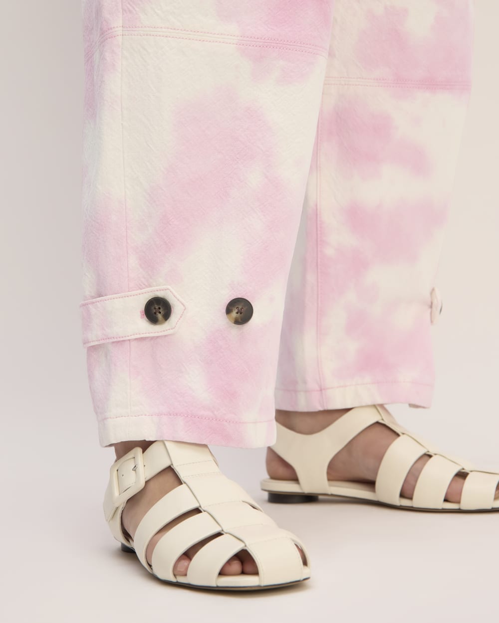 The Everlane x Marques' Almeida Canvas Oversized Barrel Pant in Pink Tie-Dye — detail view