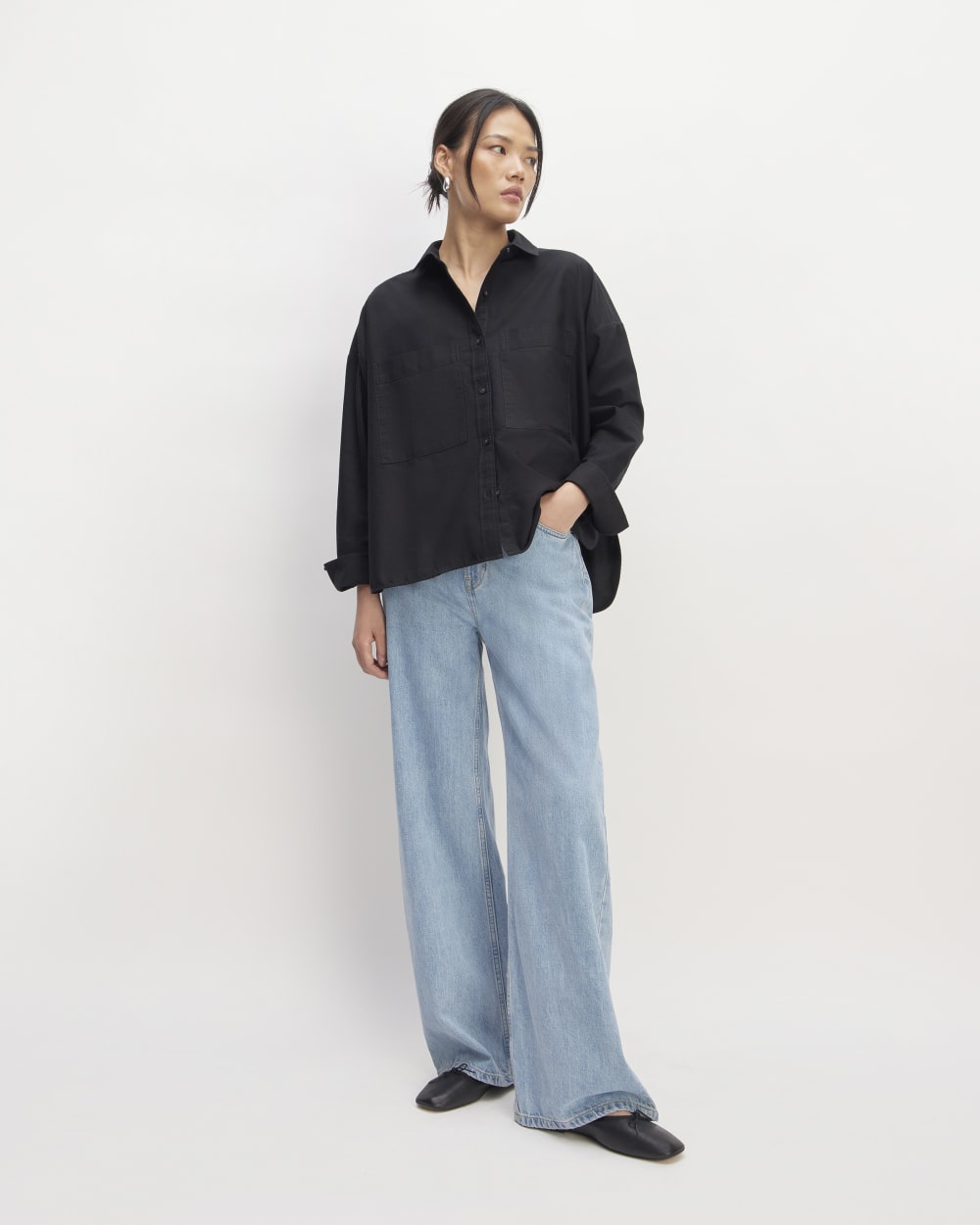 The Boxy Oxford in Black — detail view