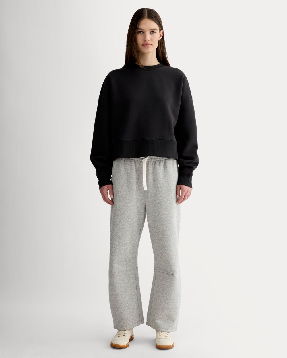 Luxe Fleece Barrel Sweatpant in Heathered Grey — front view
