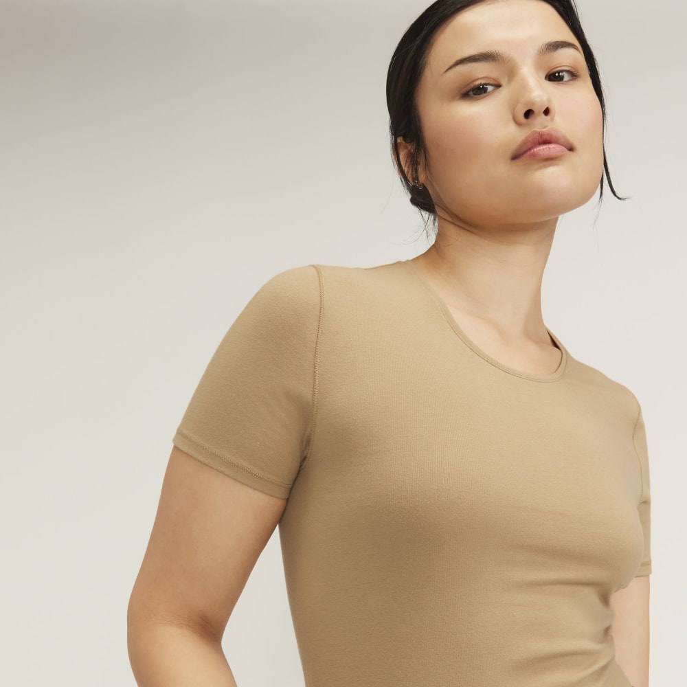 The Supima® Form Crew Neck Tee in Tiger's Eye — detail view