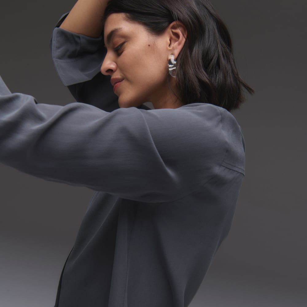 The Must-Have Shirt in Washable Silk in Slate Grey — detail view