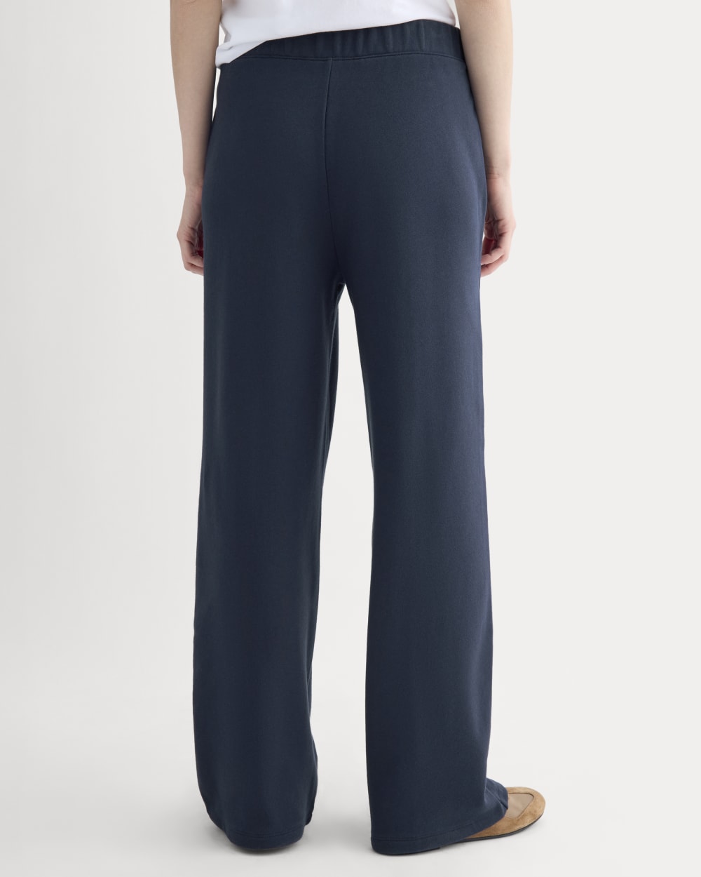 Lightweight Terry Pintuck Sweatpant in Navy — detail view