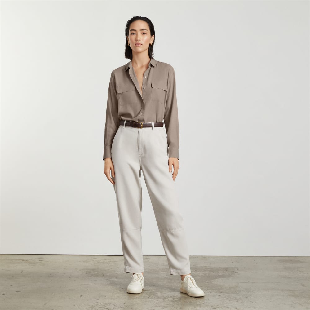 The Washable Silk Relaxed Shirt in Burnt Sugar — detail view