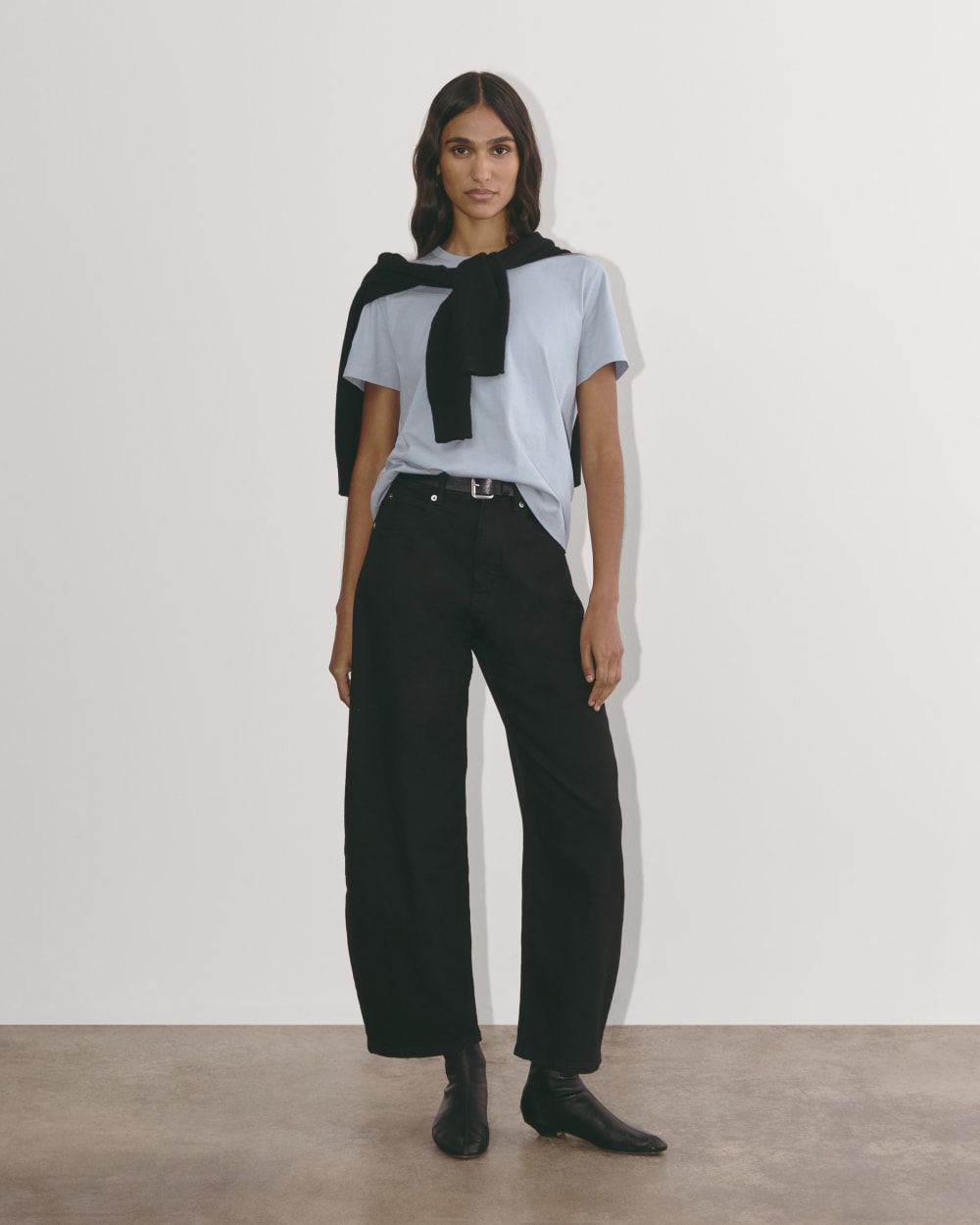 The Box-Cut Tee in Essential Cotton in Blue Slate — detail view