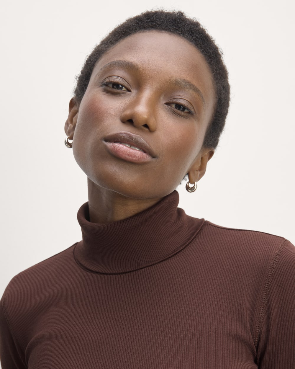 The Luxe Rib Turtleneck in Dark Mahogany — detail view