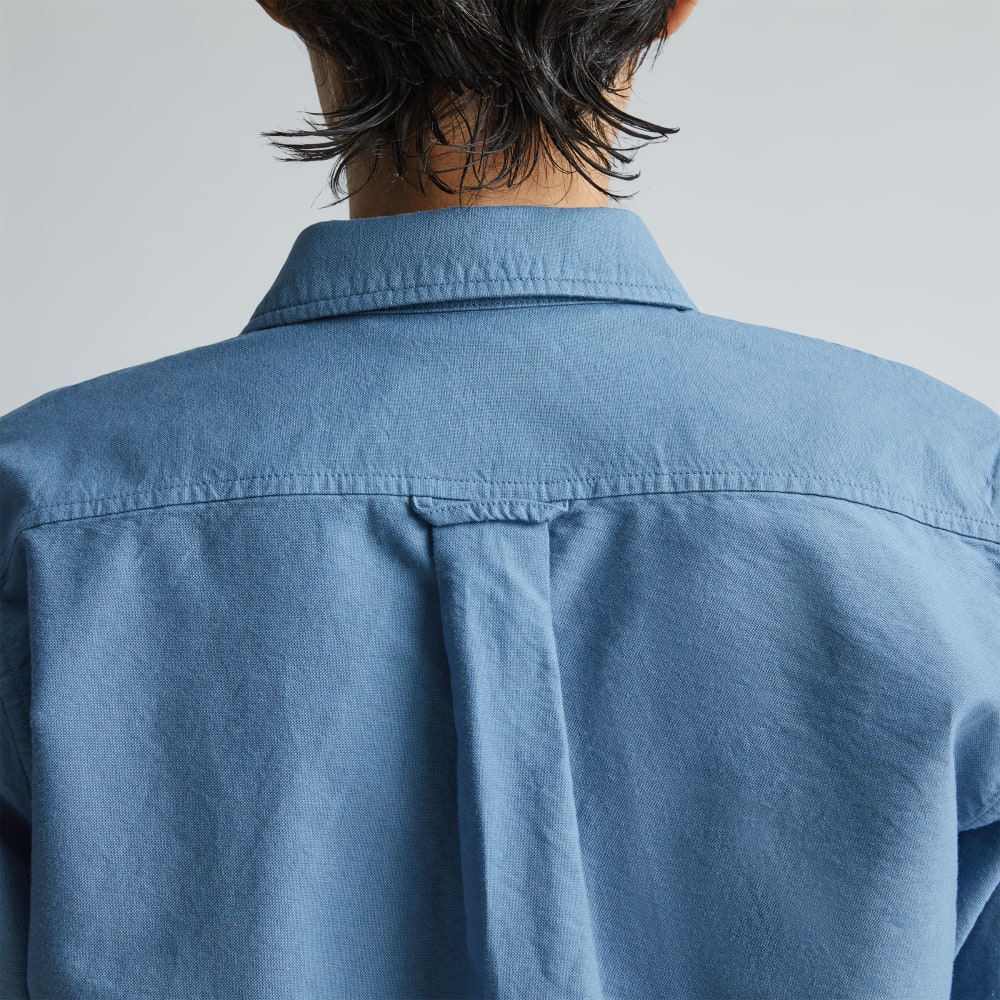 The Must-Have Oxford Shirt in Bluefin — detail view
