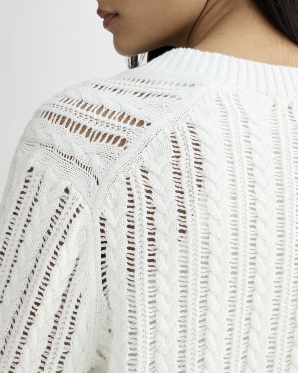 The Mesh Cable V-Neck in Everyday Cotton in White — detail view
