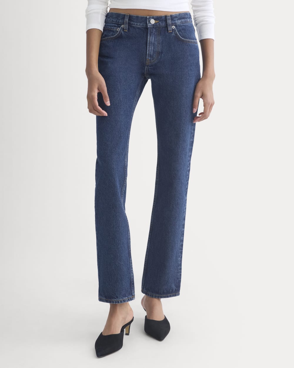 Everlane x Elena Bonvicini Highland Low-Rise Cigarette Jean in Deep Bay Indigo — detail view