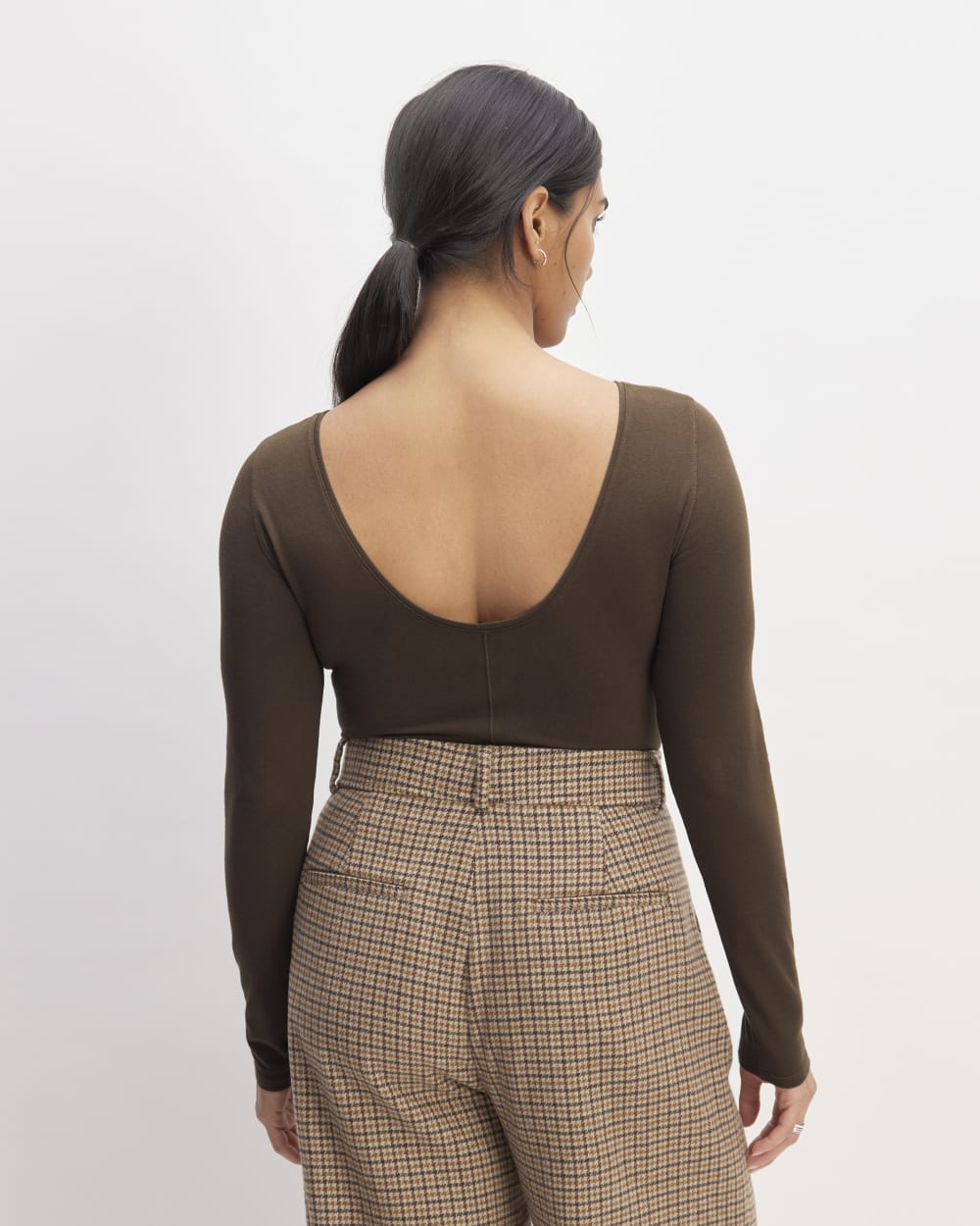 The Supima® Form Scoop-Back Tee in Cocoa — detail view