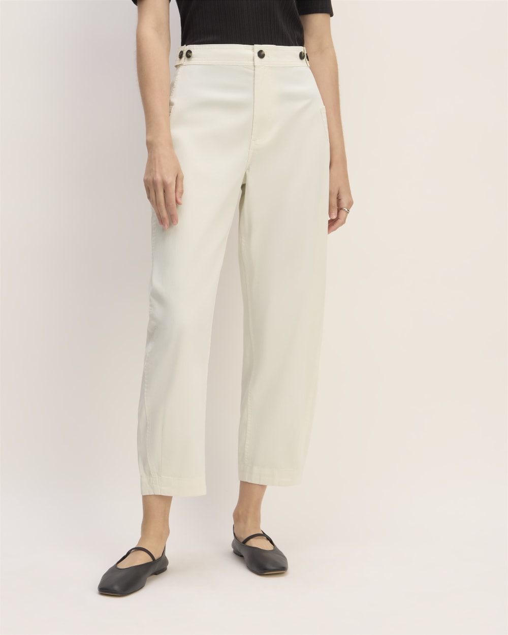The Barrel Pant in Bone — detail view