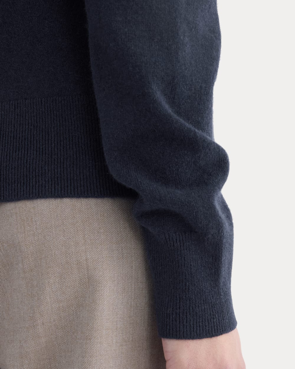 Cashmere Slim Crew Sweater in Navy — detail view