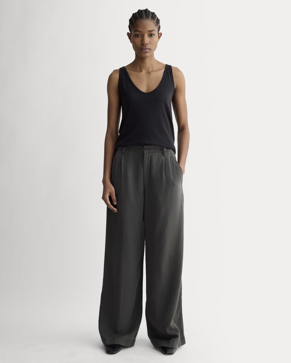 The Trouser in Buttersoft in Graphite — front view