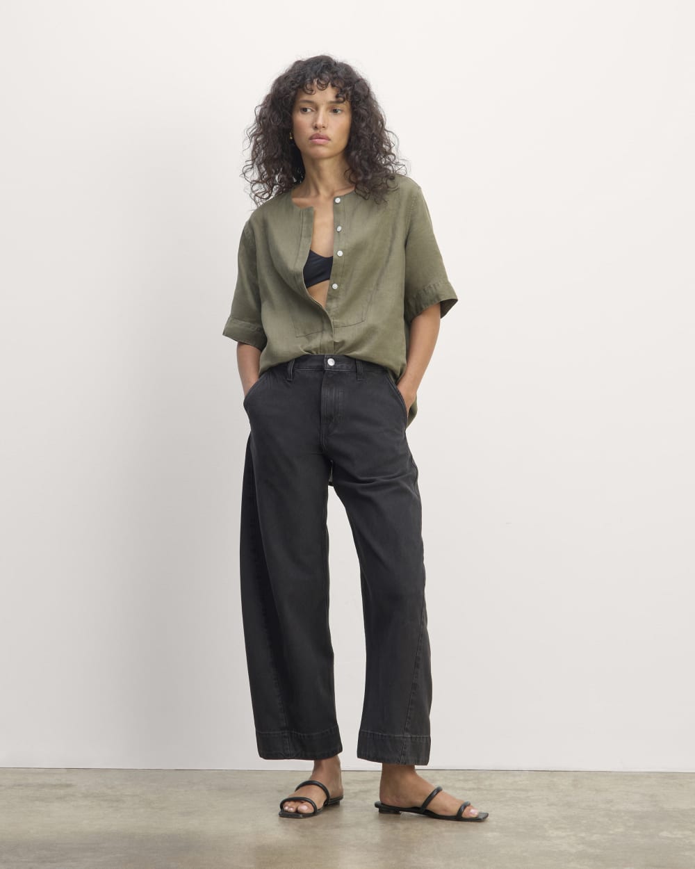 The Bib Shirt in Linen in Kalamata — alternate view