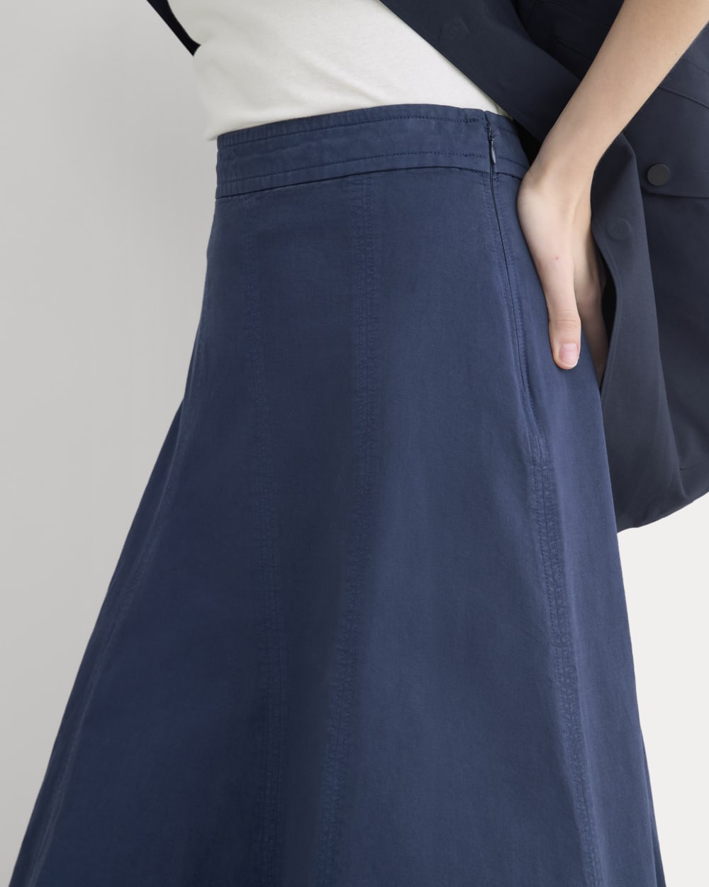 Seamed Midi Skirt in Navy — detail view