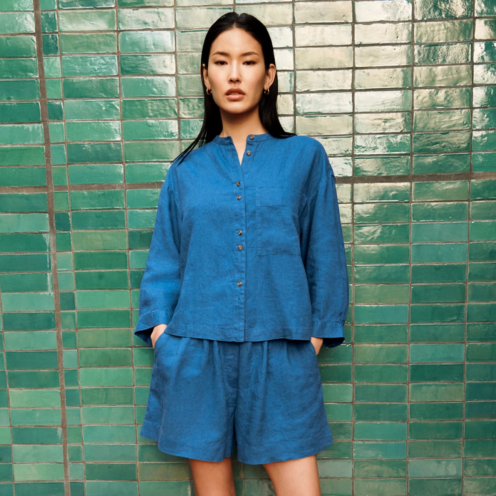 The Linen Boxer Short in Deep Blue — detail view