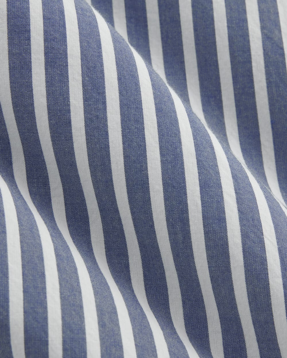 The Oversized Shirt in Ultrasoft Cotton in Bone / Mazarine Blue — detail view