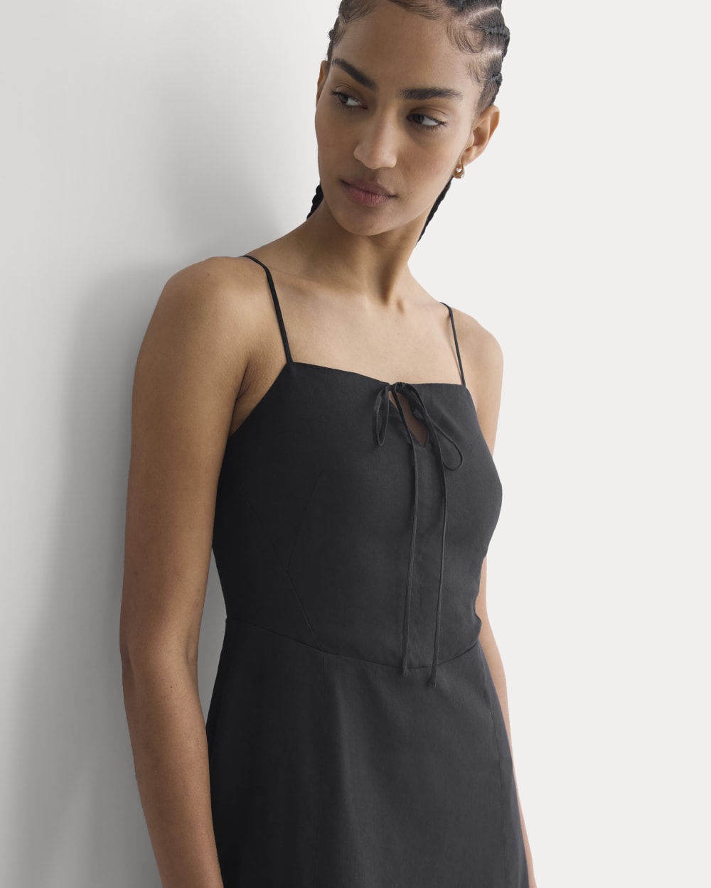 Tie-Neck Dress in Stretch Linen in Black — detail view