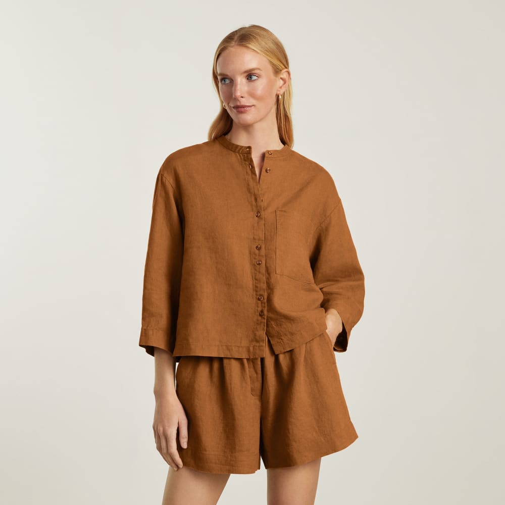The Linen Billow Blouse in Tawny Brown — alternate view
