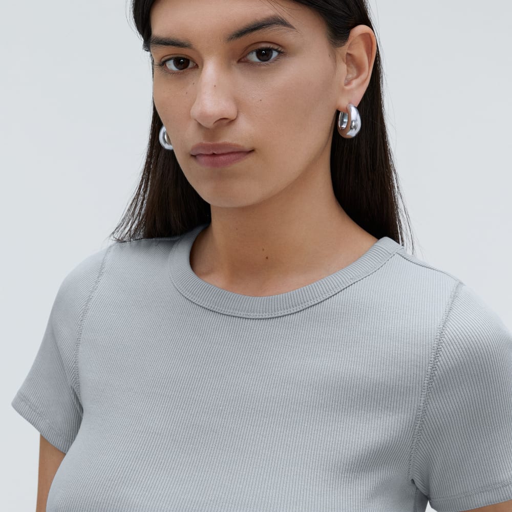 The ’90s Rib Tee in Sky — detail view