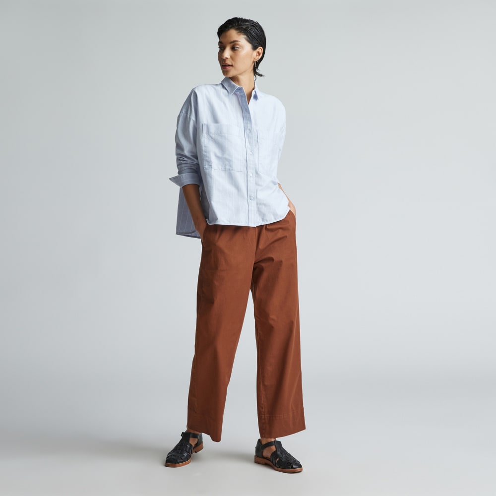 The Boxy Oxford in Periwinkle / White — detail view