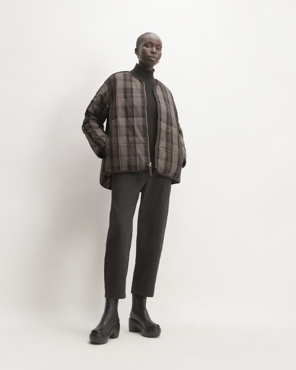 The Quilted Cotton Liner in Abalone / Black / Earth Brown — detail view