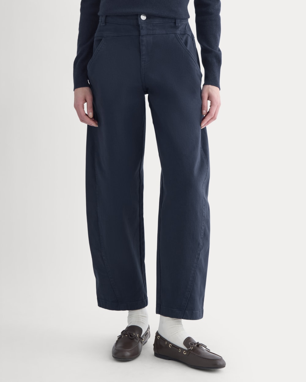 Double-Stitch Barrel Pant in Navy — detail view