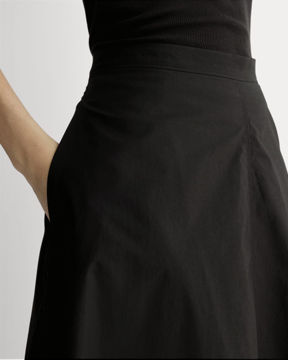 The Midi Skirt in Ultrasoft Cotton in Black — detail view