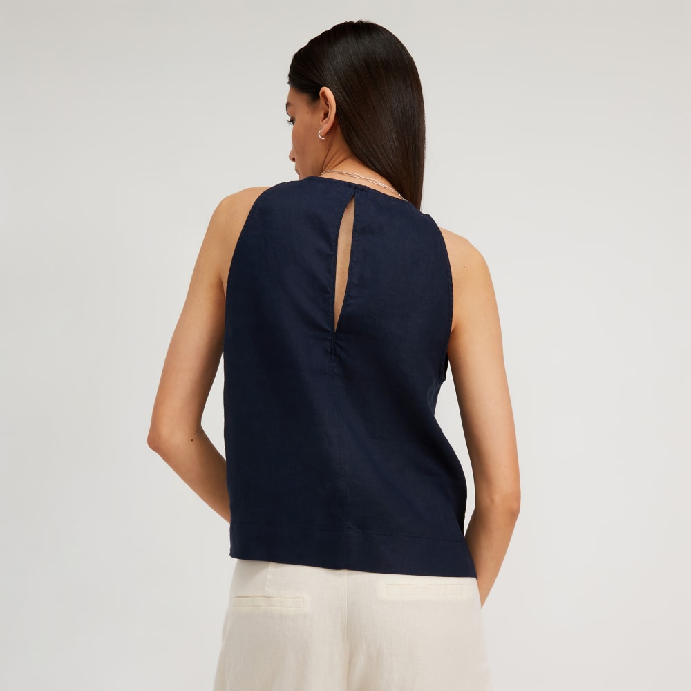 The Linen High-Neck Tank in Navy — detail view