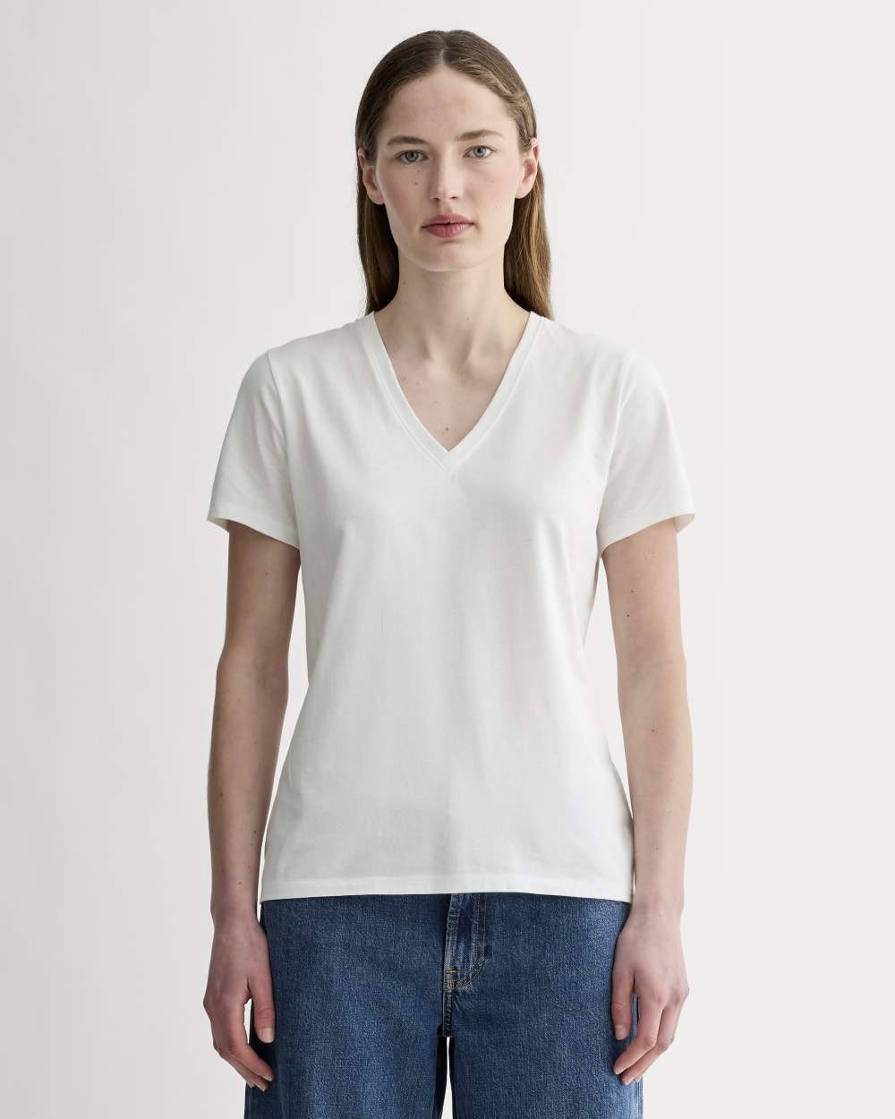 The Slim V-Neck Tee in Essential Cotton in White — front view