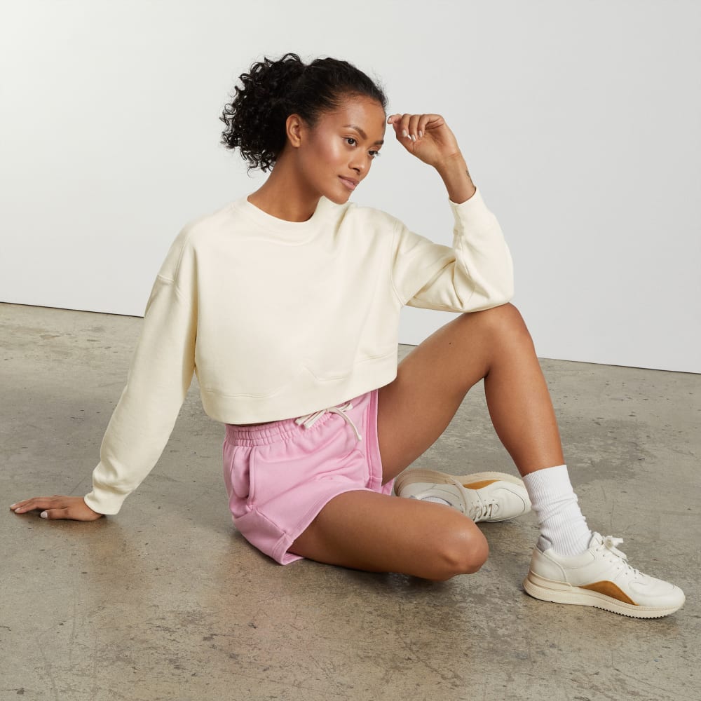 The Organic Cotton Cropped Crew in Canvas — detail view