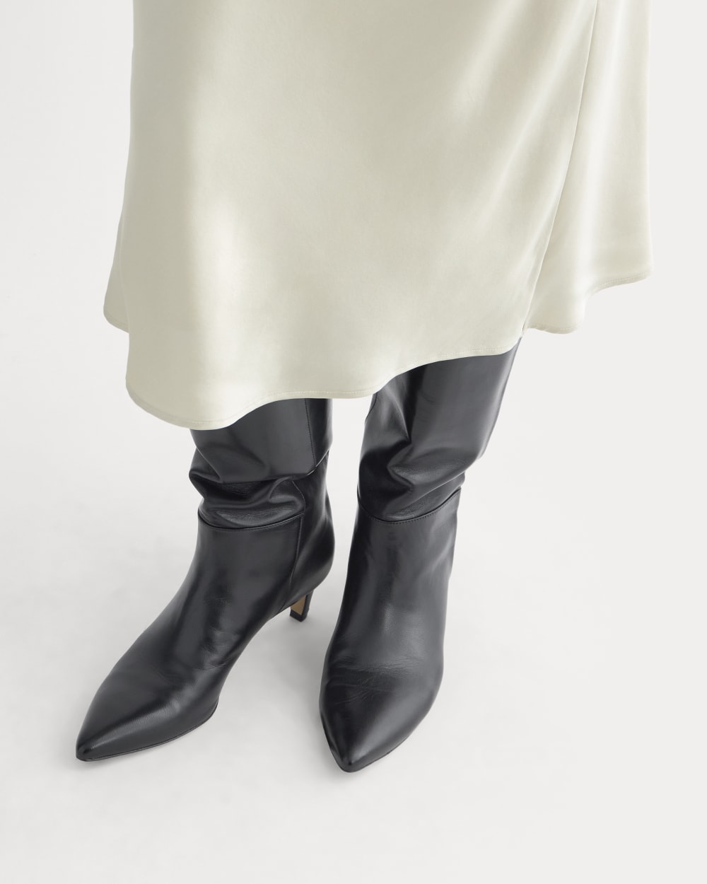 Slip Skirt in Silk Charmeuse in Peyote — detail view