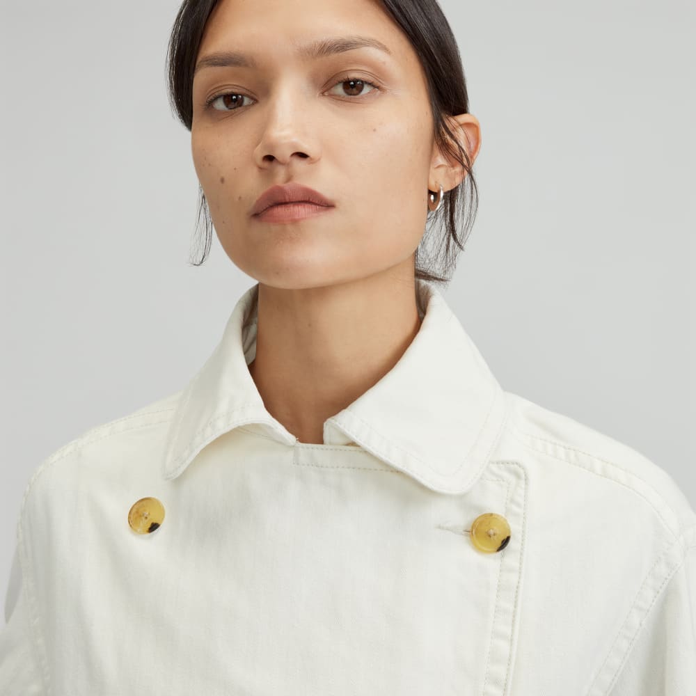 The Organic Cotton Herringbone Jacket in Bone — detail view