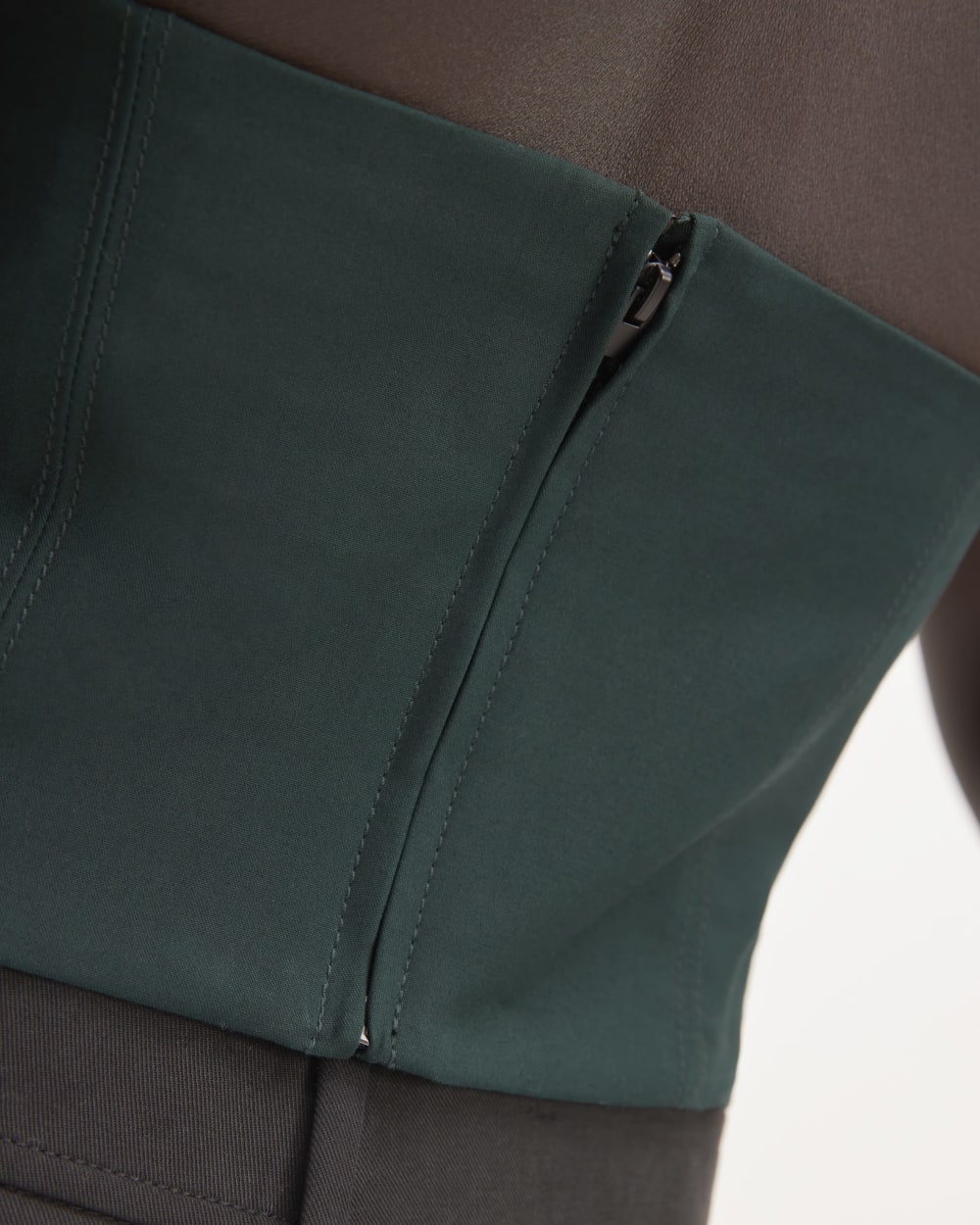 The Structured Cotton Bustier in Scarab — detail view