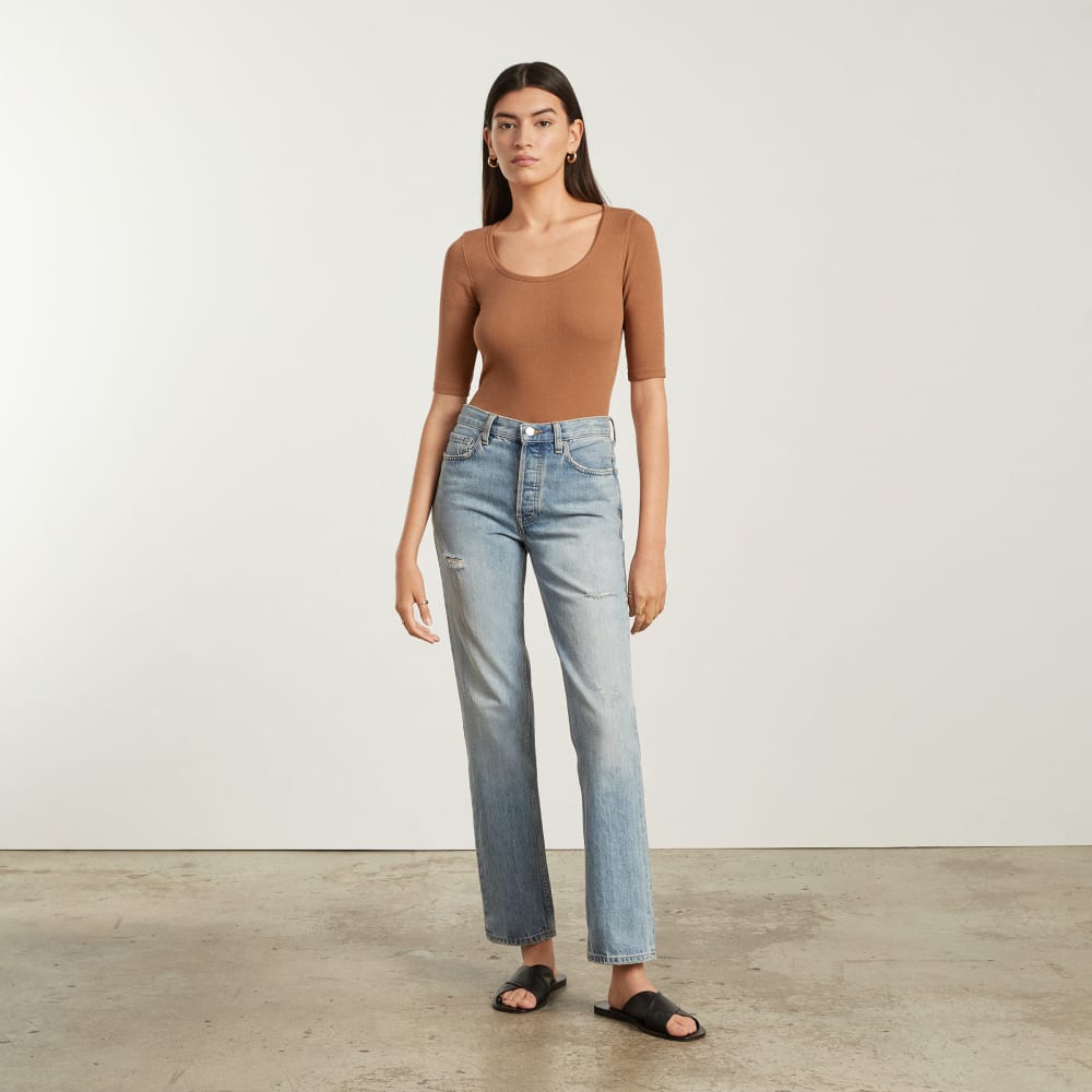 The Luxe Micro-Rib Scoop-Neck Tee in Tawny Brown — detail view