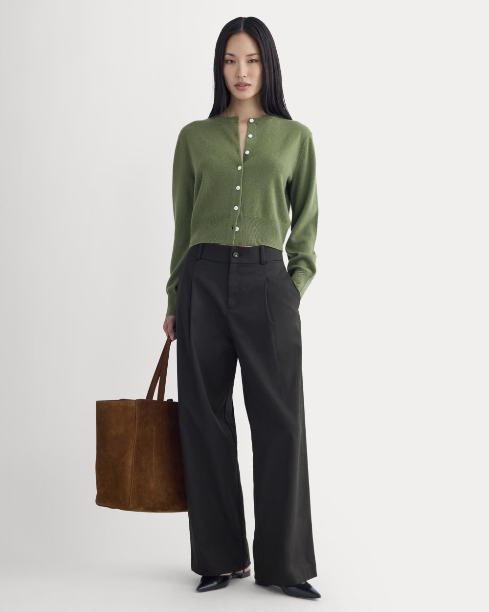 Cashmere Cropped Cardigan in Forest Green — detail view