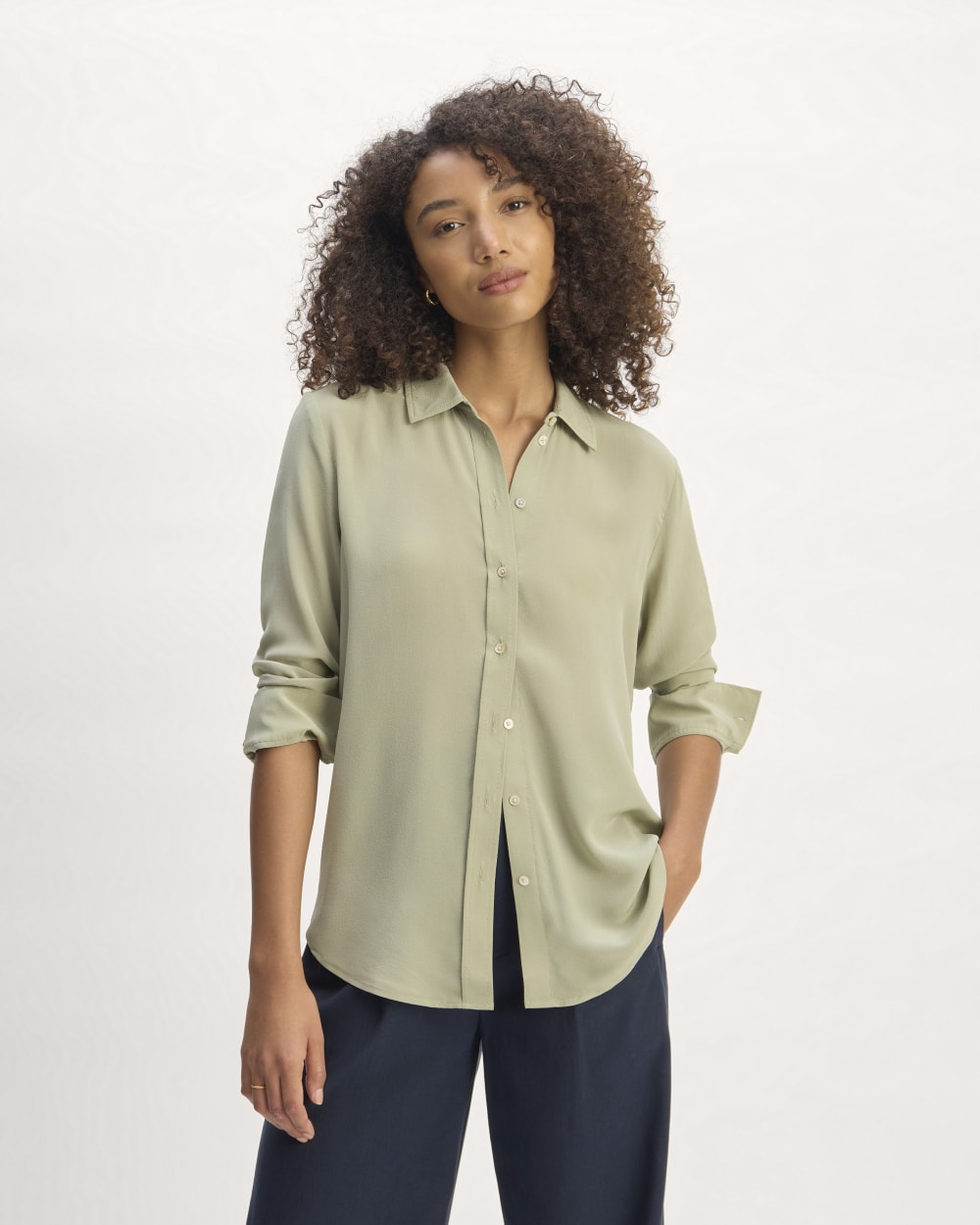 The Must-Have Shirt in Washable Silk in Seagrass — front view