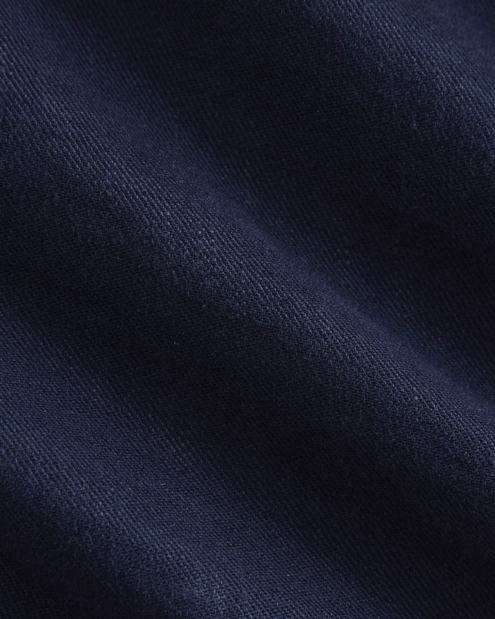 Long Vest in Stretch Linen in Navy — detail view