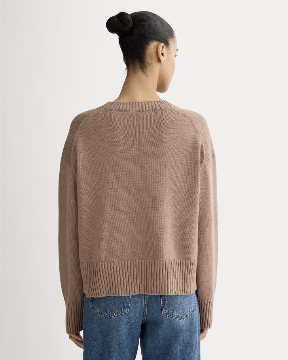 The Boxy Sweater in Everyday Cotton in Rose Dusk — detail view