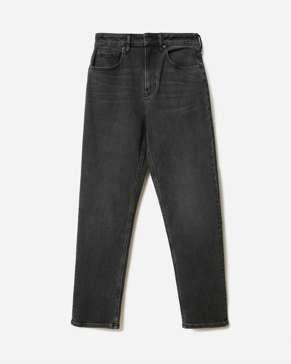 The Curvy Cheeky® Straight Jean in Washed Black — detail view