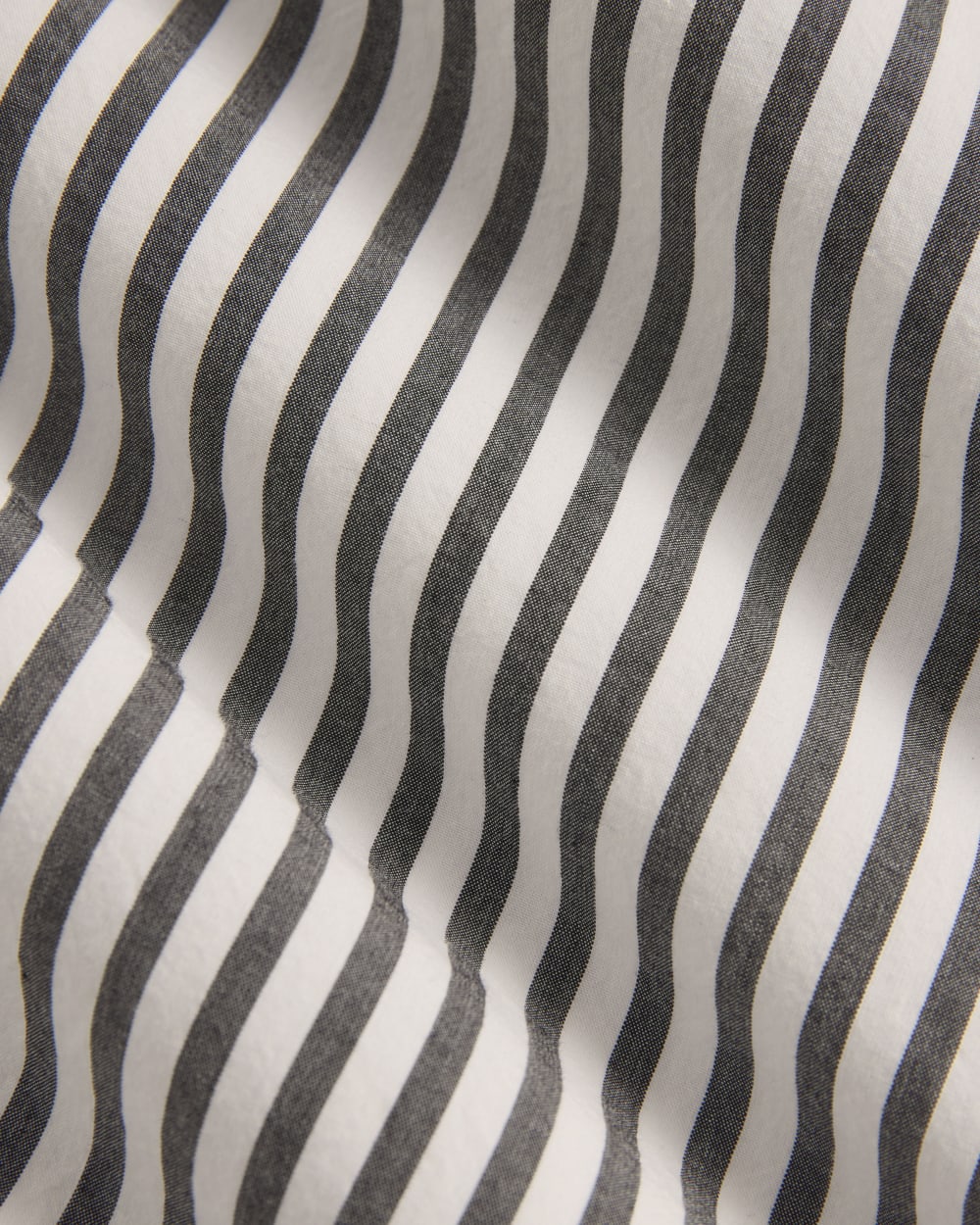 The Midi Skirt in Ultrasoft Cotton in Optic White / Black — detail view